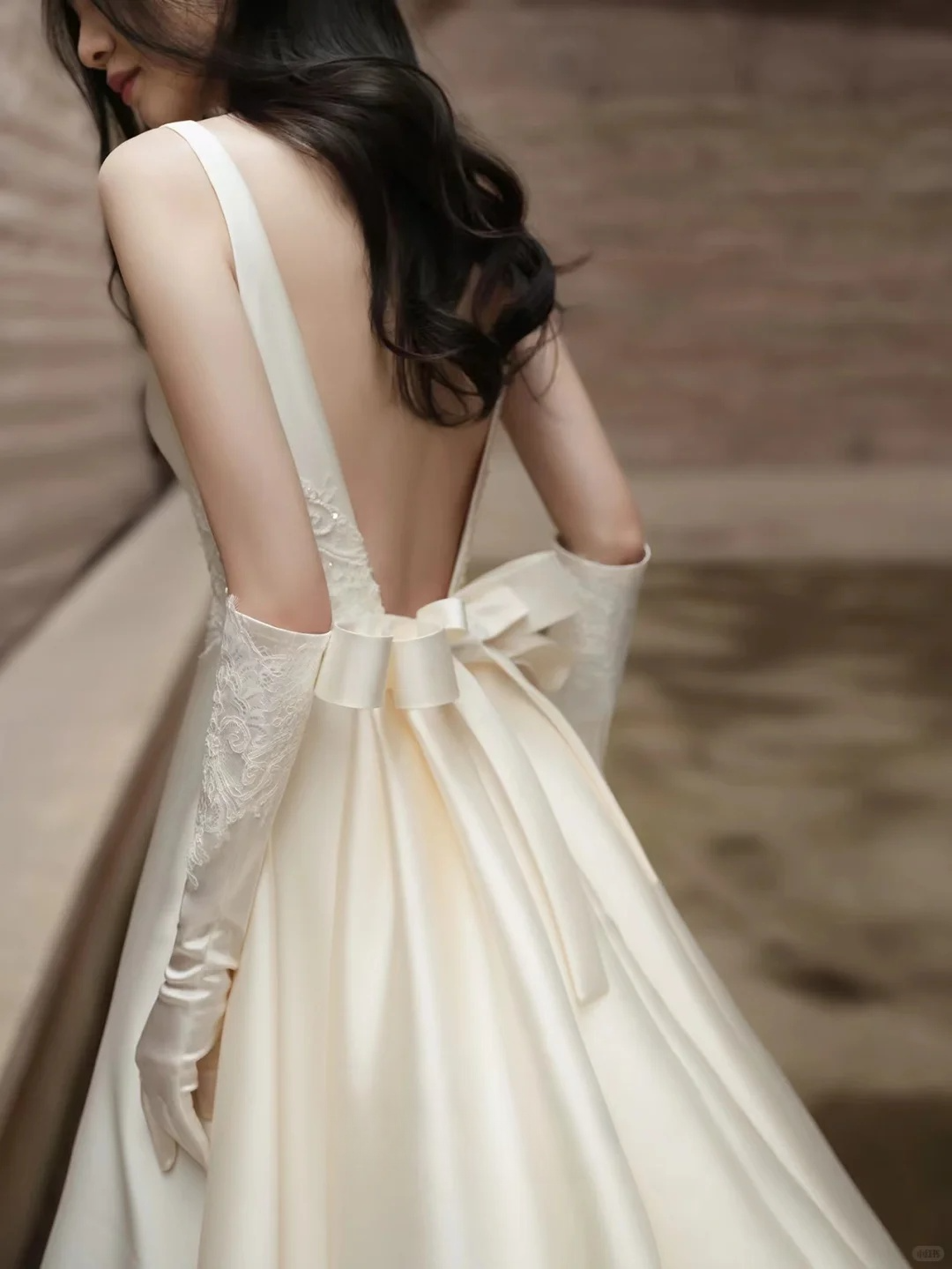 Dreamy A Line Satin Applique Backless With Gloves Veil Long Wedding Dresses