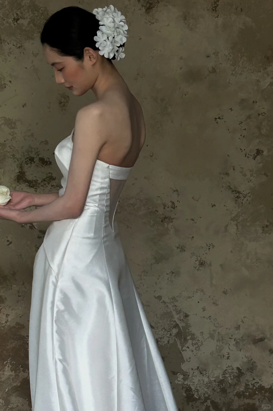 Simple Mermaid Strapless Satin Long Wedding Dresses