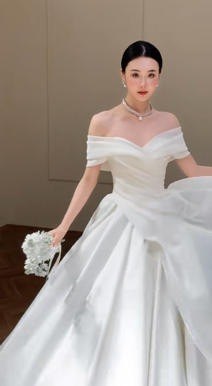 Elegant Ball Gown Off The Shoulder Chiffon Long Wedding Dresses