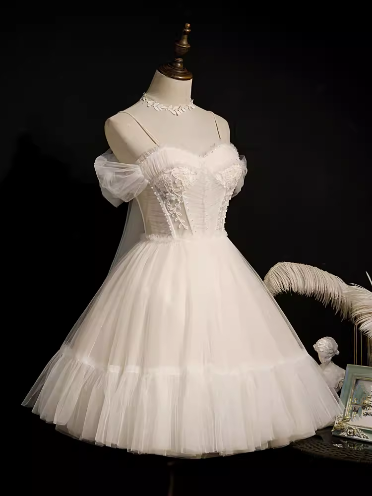 Elegant Ball Gown Spaghetti Straps Party Dress White Homecoming Dresses