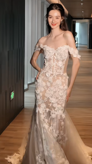Dreamy Mermaid Off The Shoulder Tulle Lace Applique With Veil Long Wedding Dresses