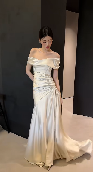 Elegant Mermaid Off The Shoulder Satin Long Wedding Dresses