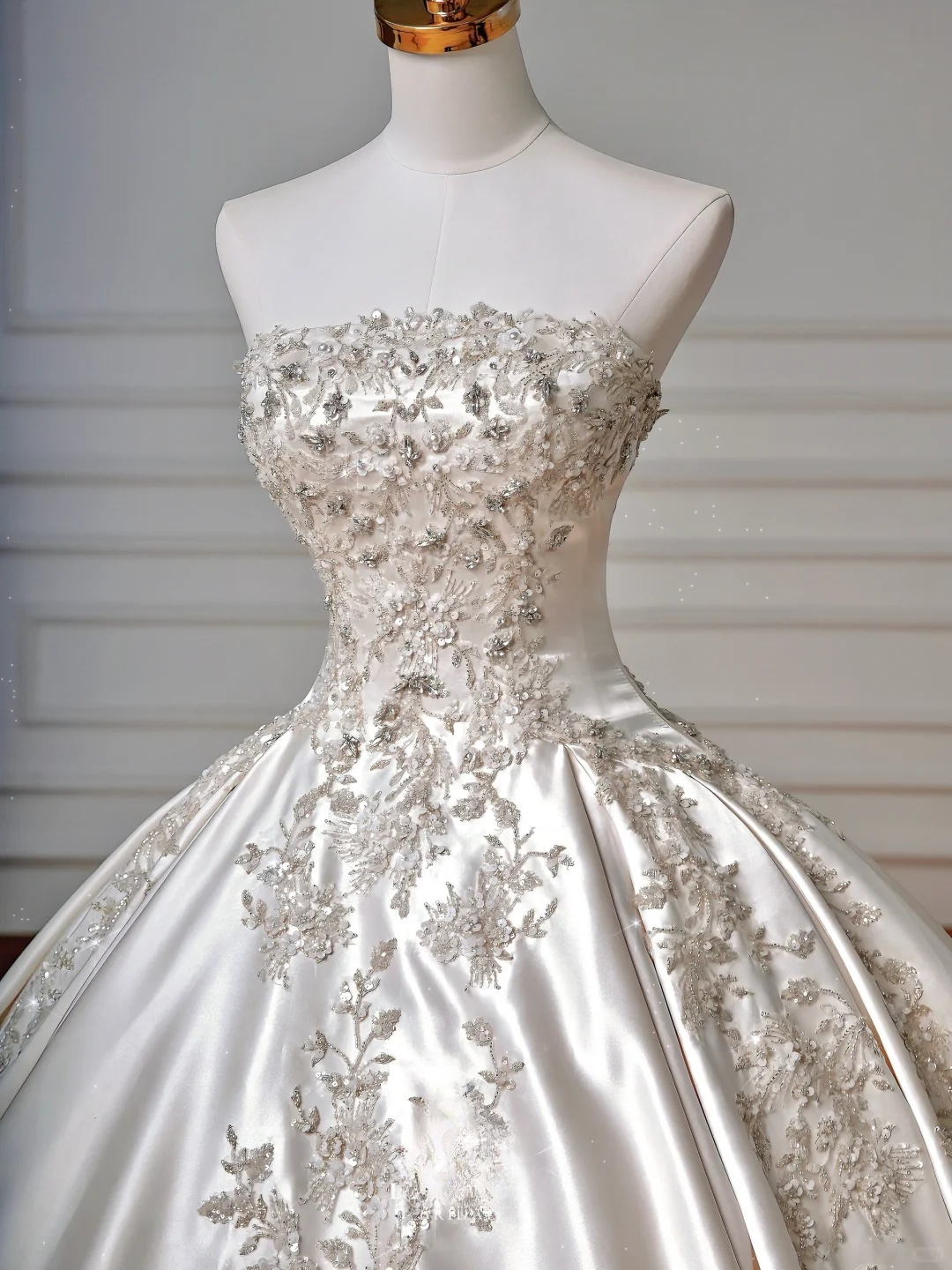 Gorgeous Ball Gown Strapless Satin Sequin Beads Long Wedding Dresses