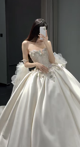 Timeless Ball Gown Strapless Satin Sequin Beads With Veil Long Wedding Dresses