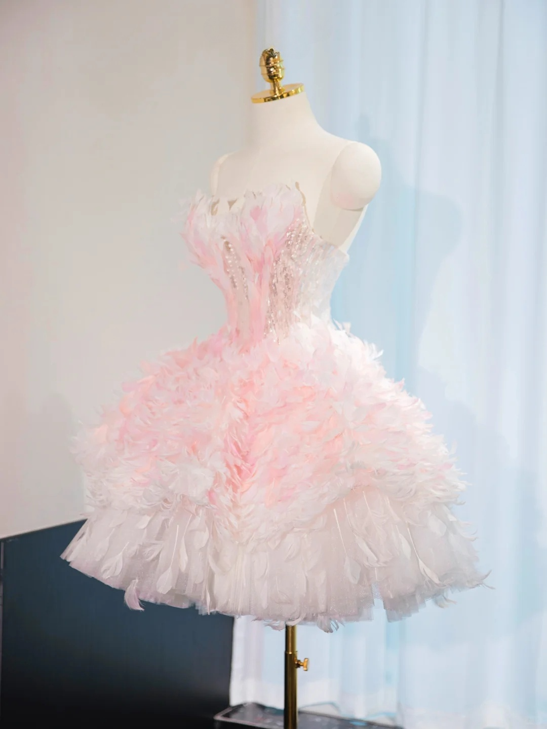 Sweet Ball Gown Strapless Satin Tulle Short Homecoming Dress 16th Birthday Outfits