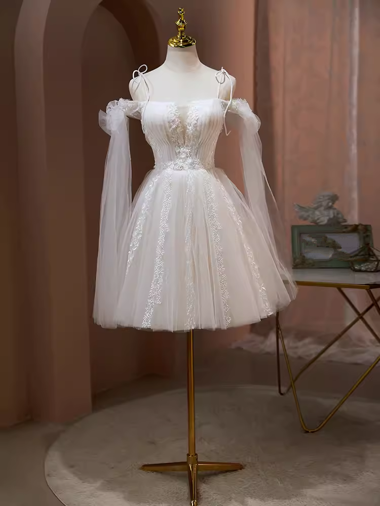 Elegant Ball Gown Straps Tulle Party Dress White Homecoming Dress