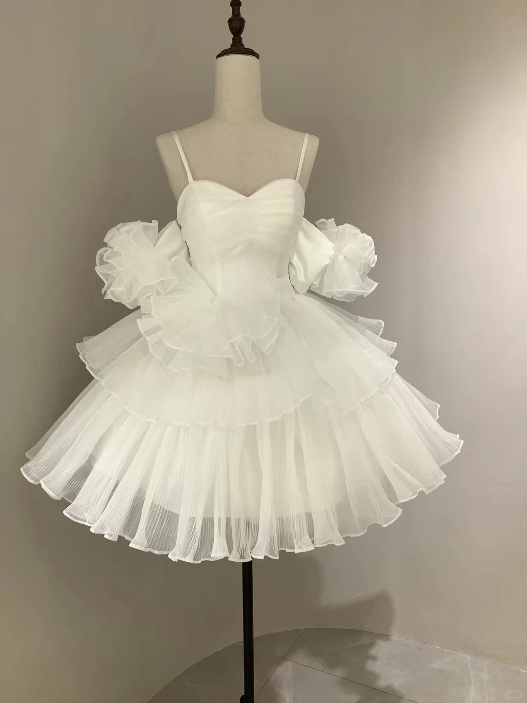 Pretty A Line Spaghetti Straps Tulle Short Homecoming Dress 18th Birthday Outfits