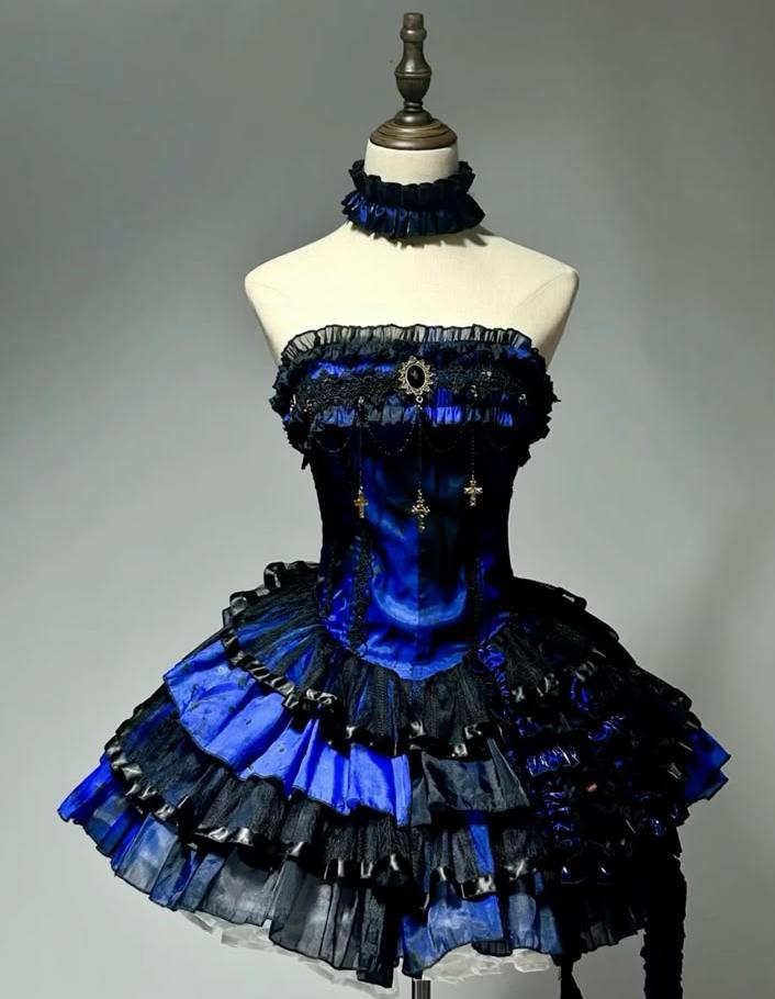 Vintage Ball Gown Strapless Satin Tulle Short Homecoming Dress 17th Birthday Outfits