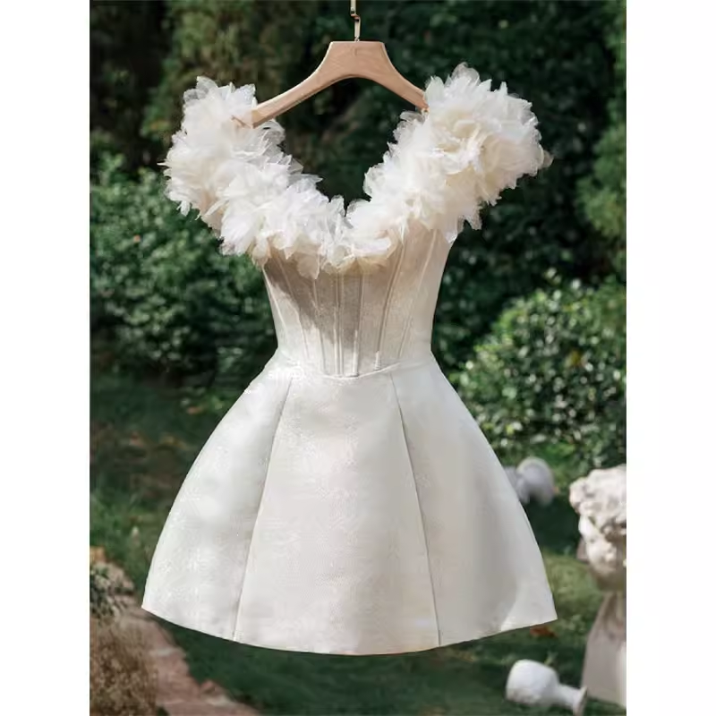 Elegant A Line V Neckline Tulle Birthday Dress White Homecoming Dress
