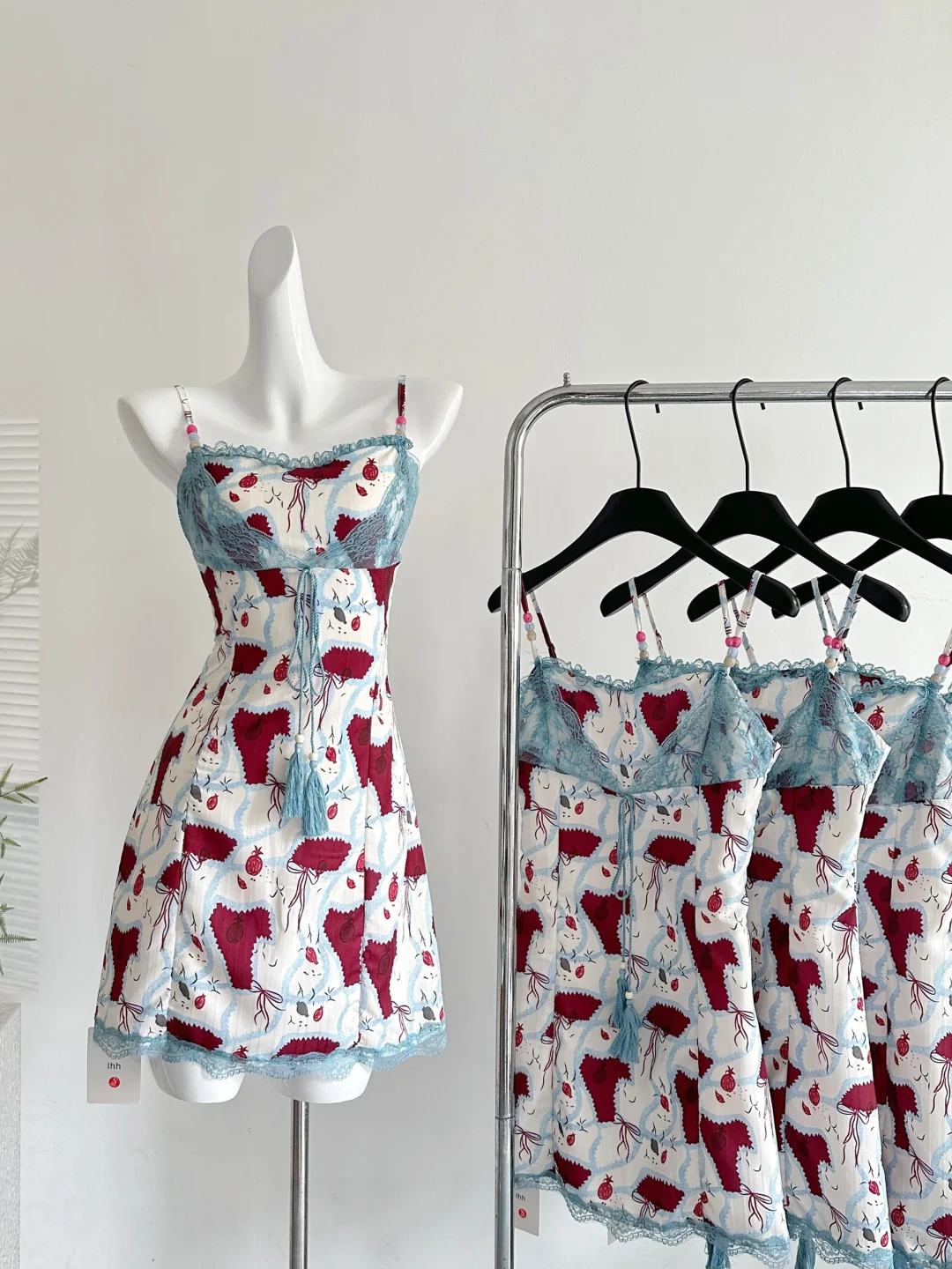 Stunning Mermaid Spaghetti Straps Satin Printed Lace Short Homecoming Dress 22th Birthday Outfits