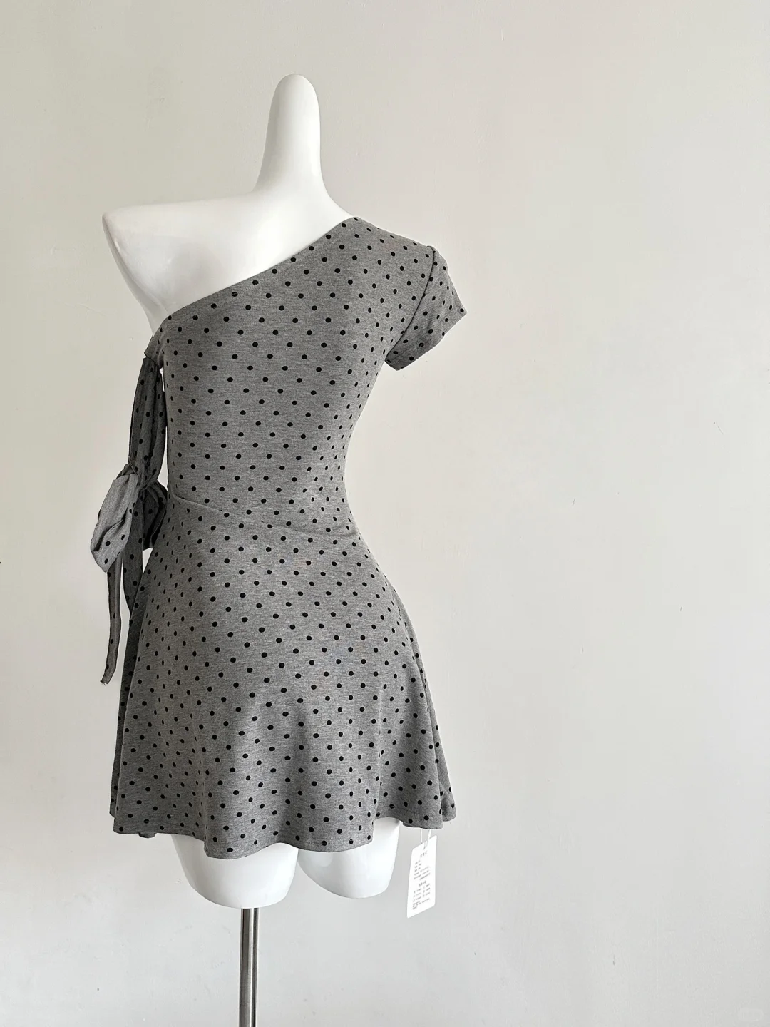 Gray 18th A Line One Shoulder Satin Polka Dots Short Homecoming Dress Birthday Outfits