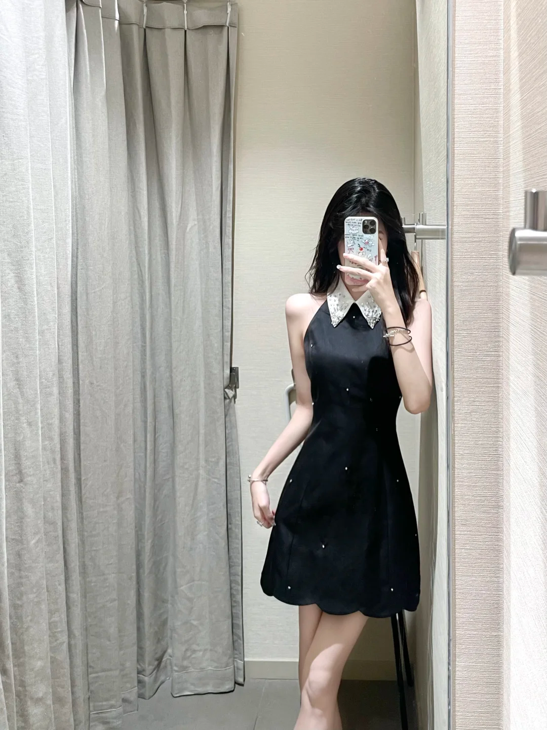 Classy A Line Halter Black Satin Beads Short Homecoming Dress 16th Birthday Outfits