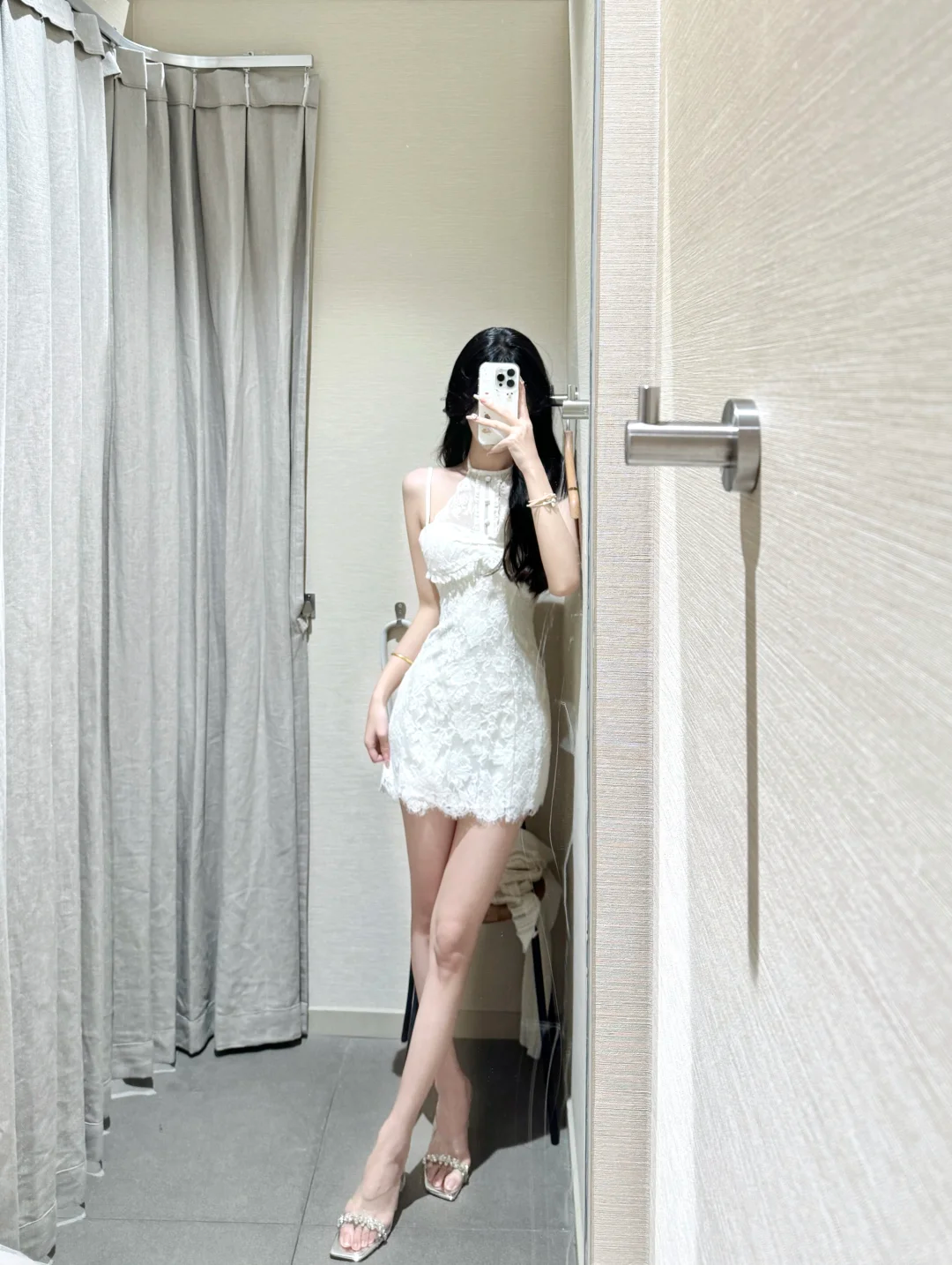 Elegant A Line Halter Lace Short Homecoming Dress 20th Birthday Outfits
