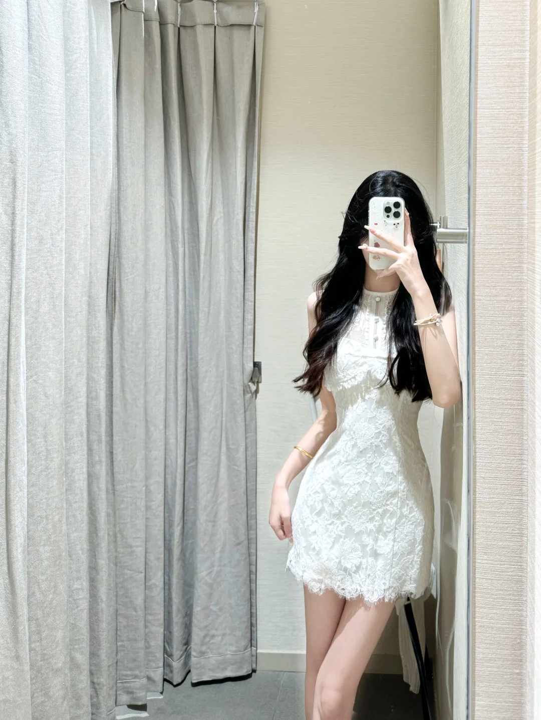 Elegant A Line Halter Lace Short Homecoming Dress 20th Birthday Outfits