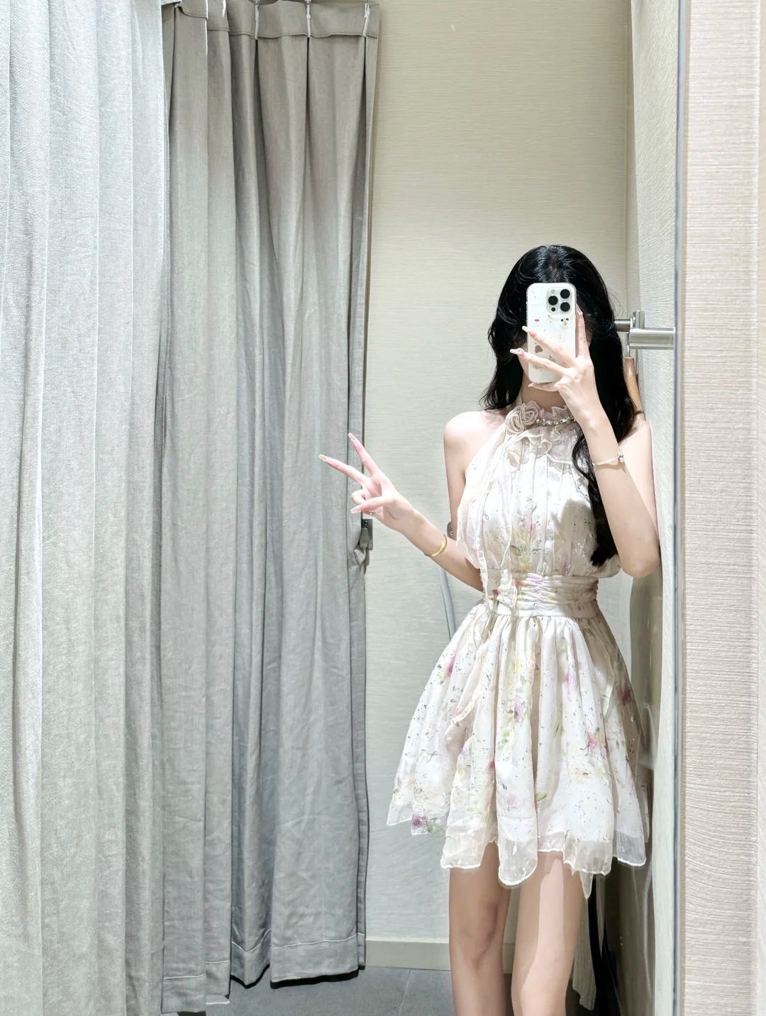 Classy A Line Halter Satin Short Homecoming Dress 20th Birthday Outfits
