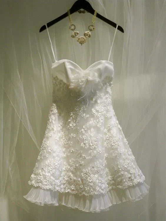 Sweet A Line Spaghetti Straps Satin Applique Short Homecoming Dress 16th Birthday Outfits