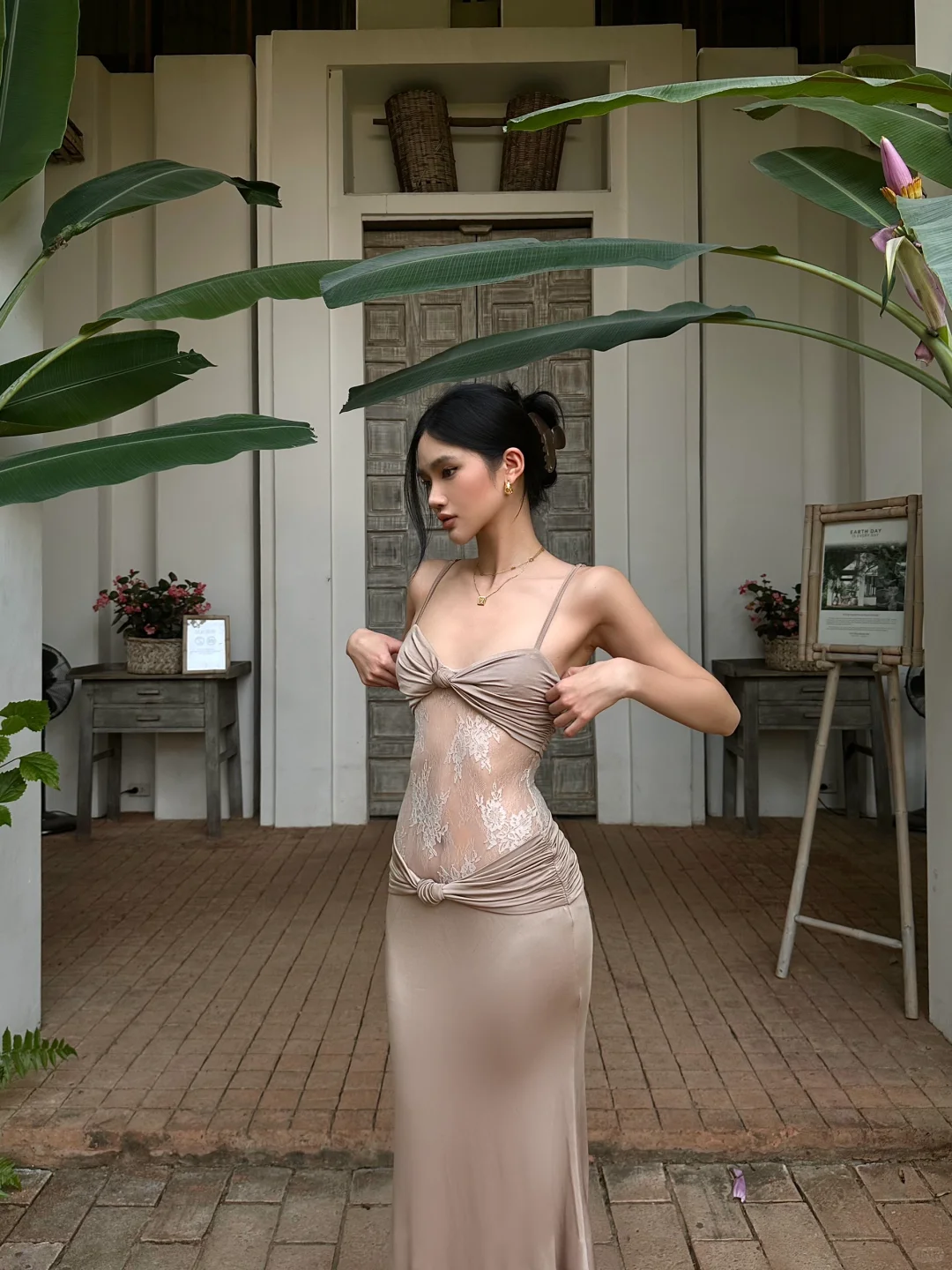 Sexy Bodycon Mermaid Spaghetti Straps Satin Lace Pleated Long Prom Dresses Formal Dress