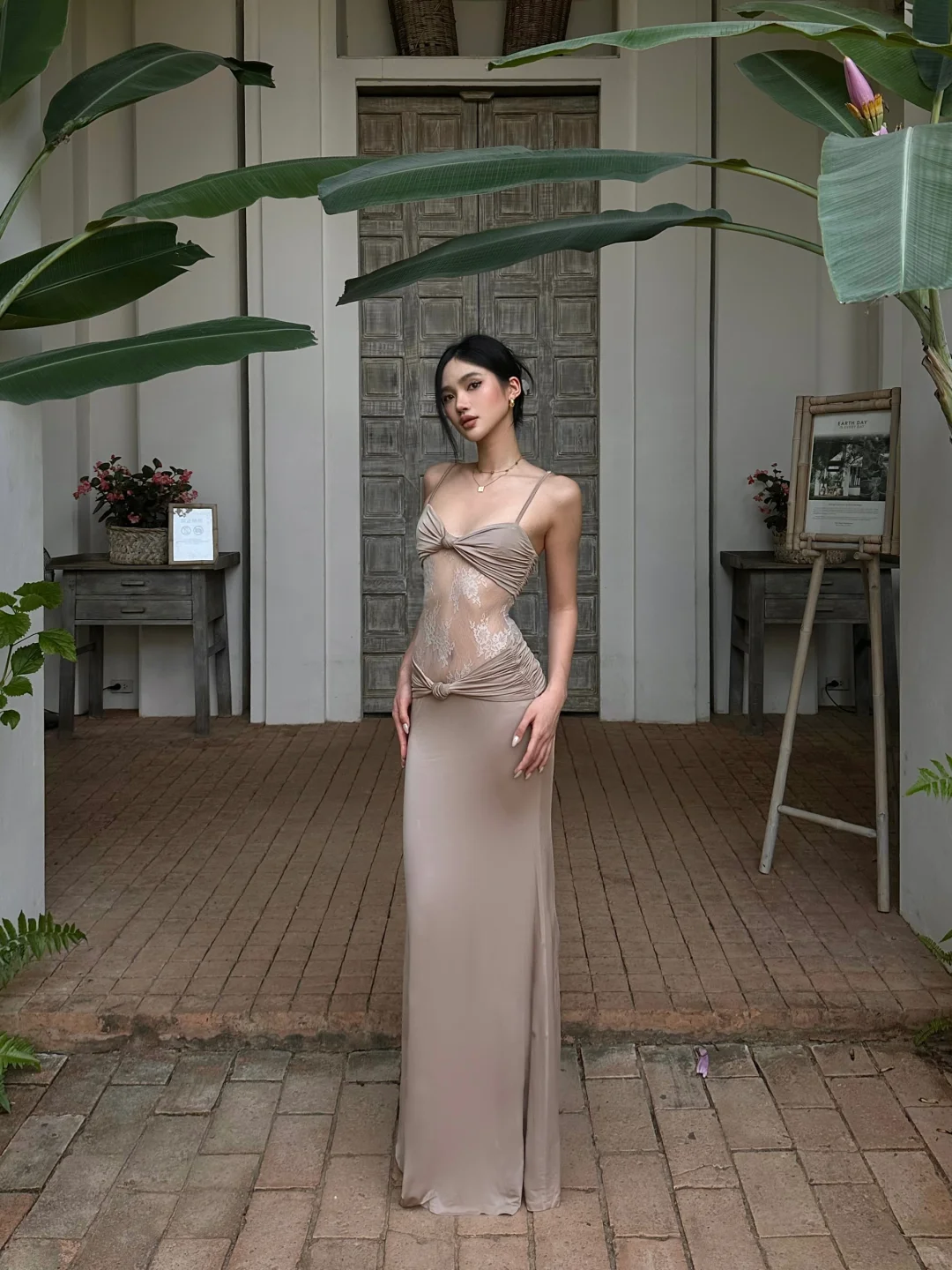 Sexy Bodycon Mermaid Spaghetti Straps Satin Lace Pleated Long Prom Dresses Formal Dress