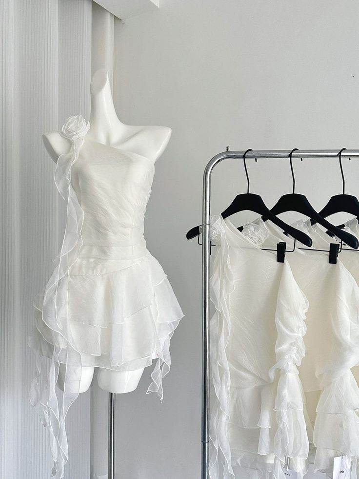 White A Line One Shoulder Chiffon Ruffles Short Homecoming Dress 16th Birthday Outfits