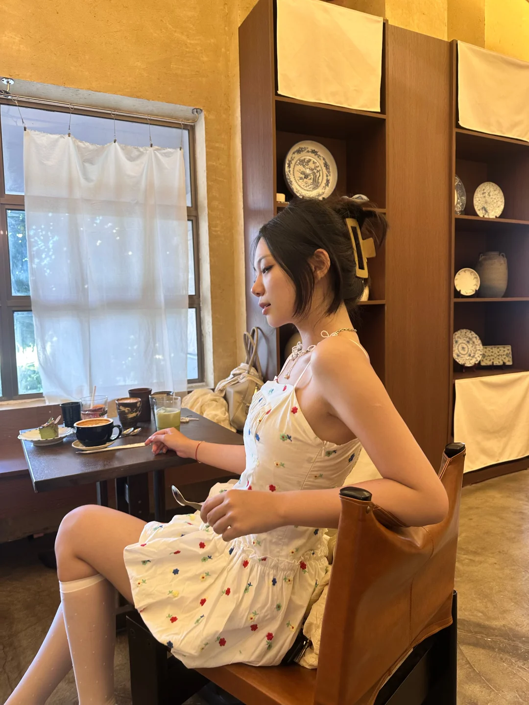 Cute A Line Spaghetti Straps Embroidery Floral Satin Short Homecoming Dress 16th Birthday Outfits