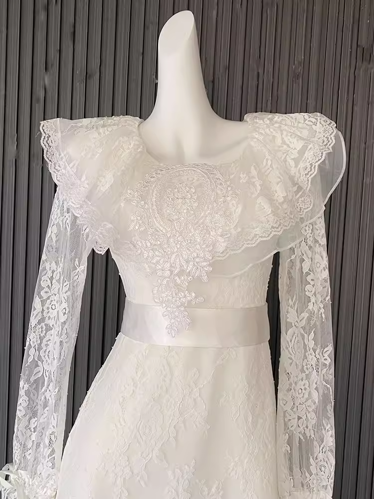 Elegant A line White Long Sleeves Lace White Wedding Dresses