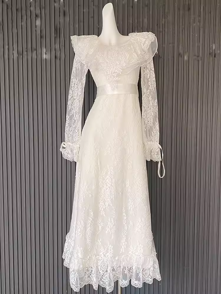 Elegant A line White Long Sleeves Lace White Wedding Dresses