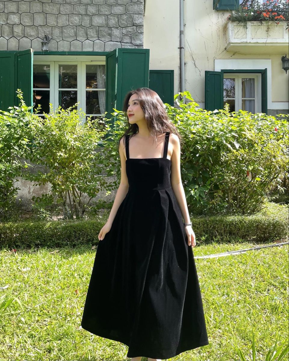 Lovely A Line Black Square Satin Long Prom Dresses Formal Dress