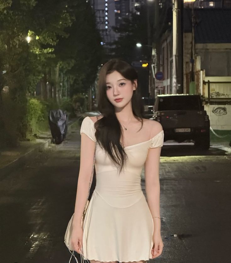 Bodycon Elegant A Line Off The Shoulder Satin Mini Short Homecoming Dress 20th Birthday Outfits