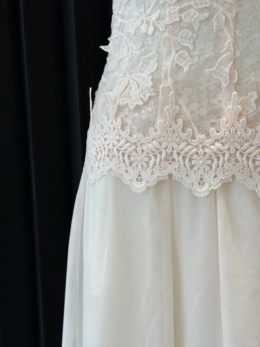 Pretty A Line Spaghetti Straps Satin Lace Long Prom Dresses Formal Dress