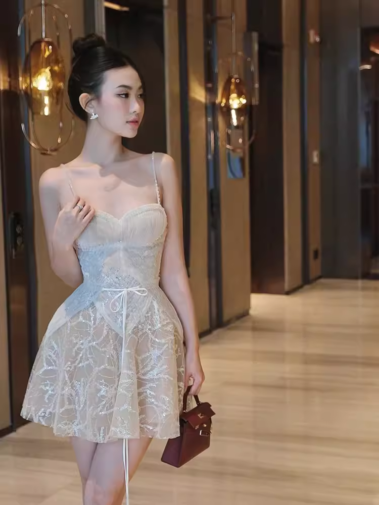 Elegant A Line Spaghetti Straps Tulle 18th Birthday Dress Short Homecoming Dresses
