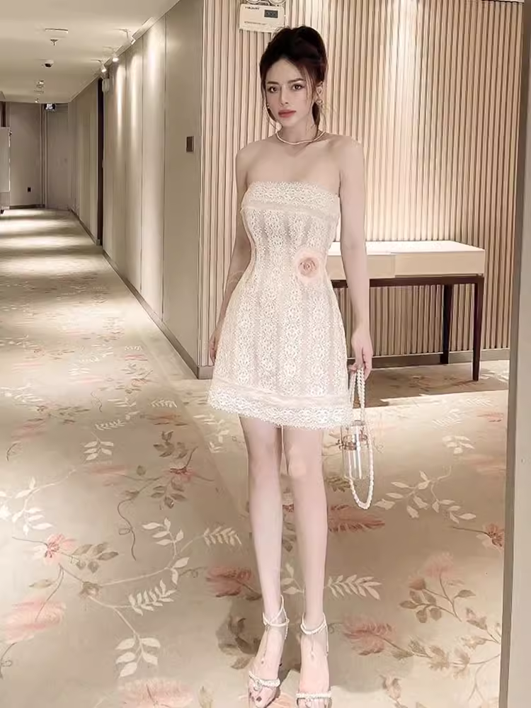 A-Line Lace Short Prom Dress White Homecoming Dress