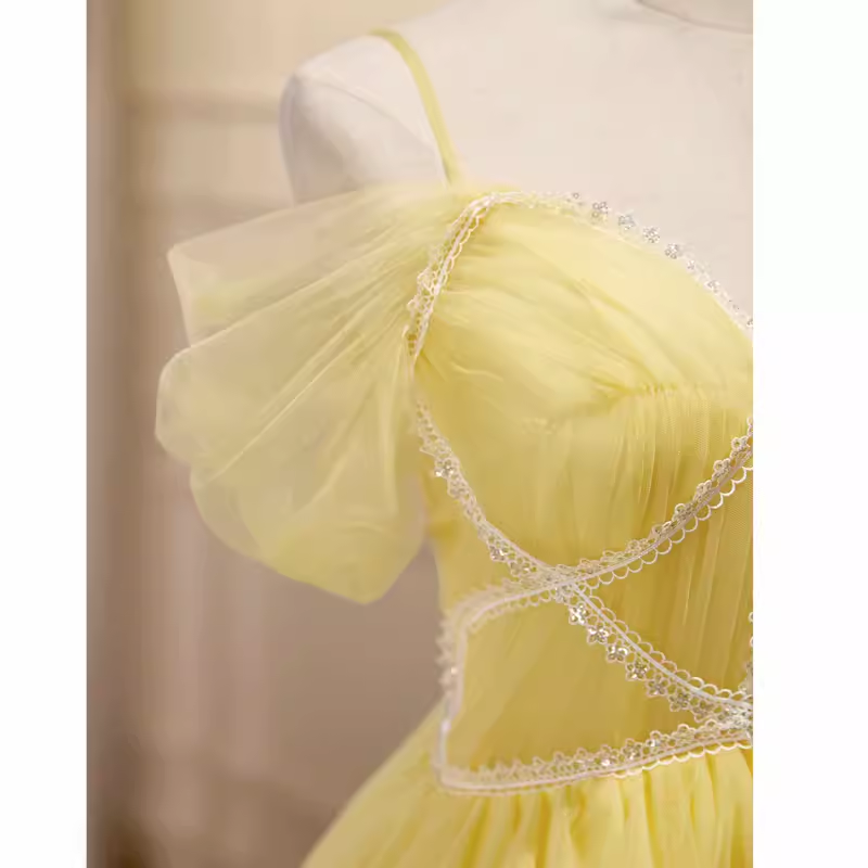 Elegant A Line Yellow Birthday Outfits Tulle Short Sleeves Homecoming Dresses
