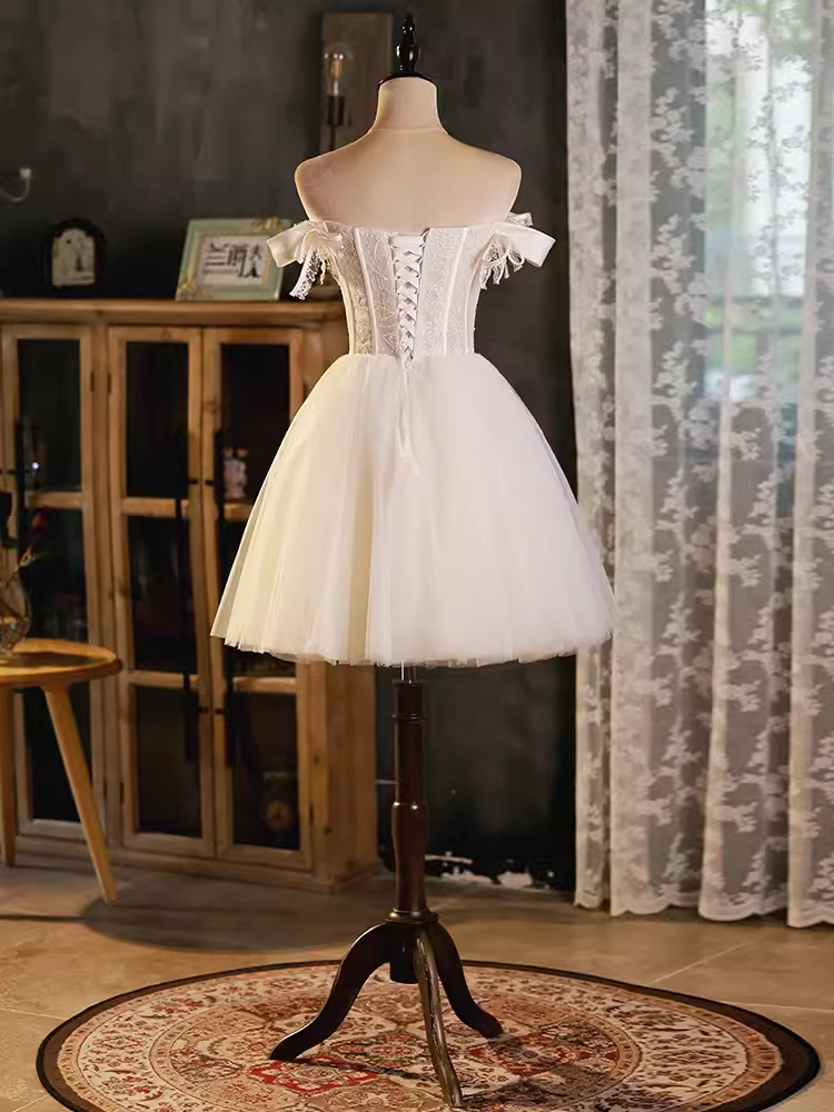 Vintage Ball Gown Off The Shoulder White Birthday Outfits Lace Homecoming Dresses