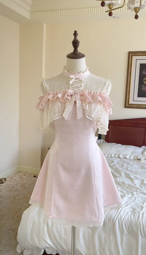 Pretty A Line Pink Satin Lace Short Homecoming Dress 16th Birthday Outfits