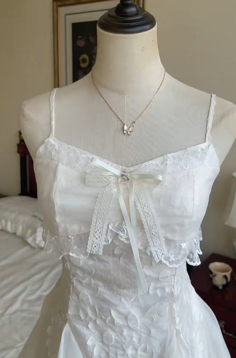 Cute A Line Spaghetti Straps Satin Lace Short Homecoming Dress 18th Birthday Outfits