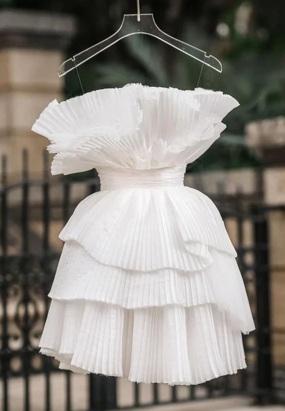 Stunning Short White Short Party Dress Homecoming Dress