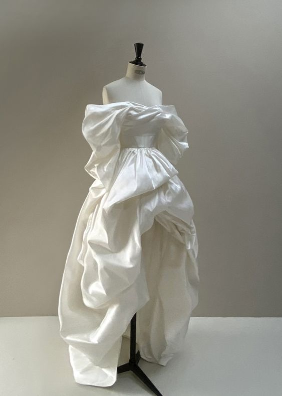 Simple High Low Sweetheart Satin Ruffles Long White Wedding Dresses
