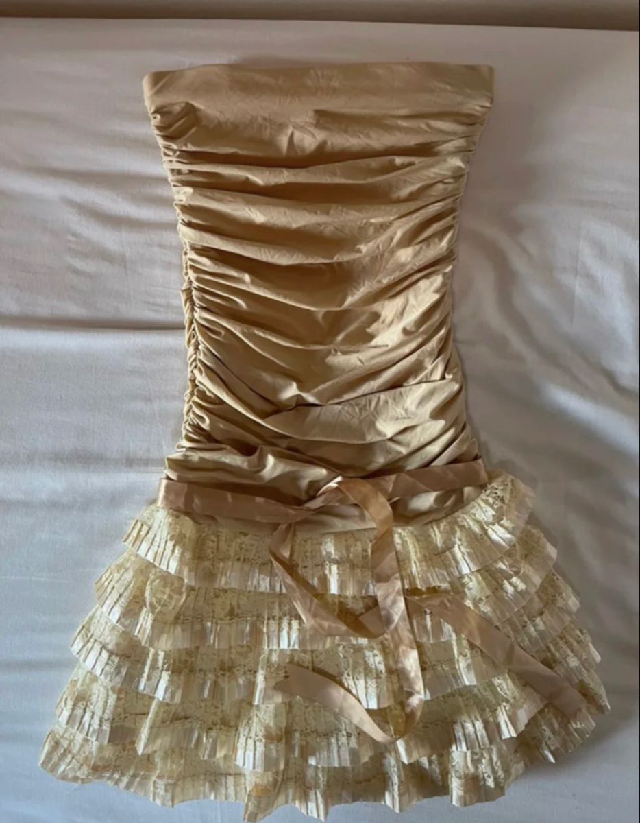 Style Elegant A Line Strapless Layer Satin Short Homecoming Dress 20th Birthday Outfits
