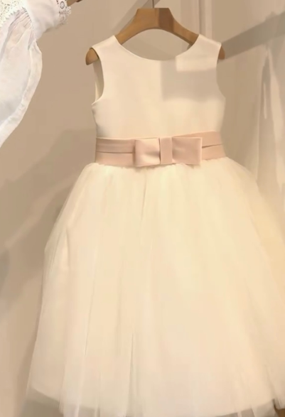 Pretty Ball Gown Satin Tulle Back With Bow Knot Flower Girl Dress