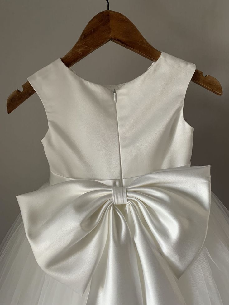 Pretty A Line Satin Tulle Back With Bow Knot Flower Girl Dress
