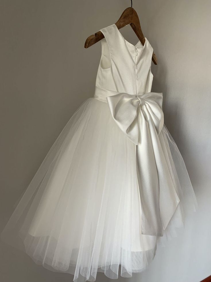 Pretty A Line Satin Tulle Back With Bow Knot Flower Girl Dress
