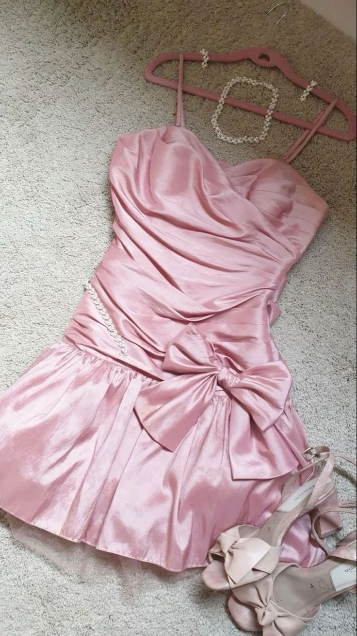 Chic Sheath Satin Straps Short Pink Homecoming Dress 18th Birthday Outfits