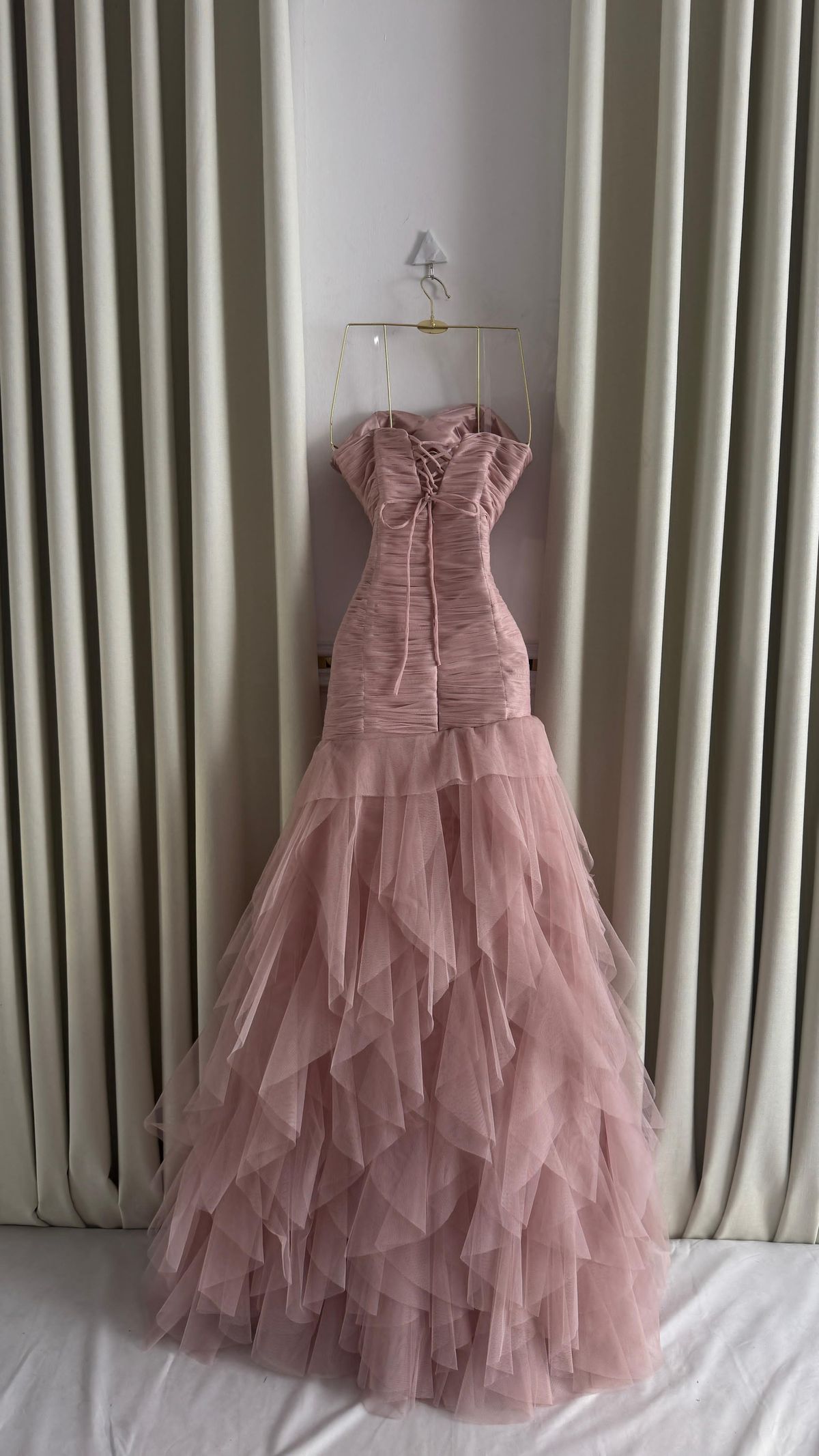 Chic Dusty Pink Mermaid Strapless Tulle Without Sleeves Long Prom Dress, Evening Dress