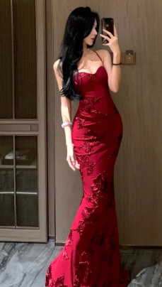Burgundy Chic Mermaid Spaghetti Straps Satin Lace Long Prom Dress, Evening Dress