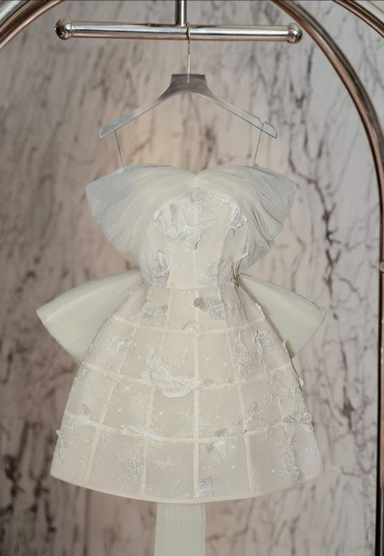 Elegant A Line Strapless Lace Ivory Homecoming Dress Birthday Outfits