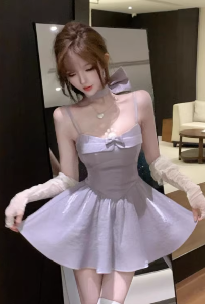 Sweet and slimming purple halter-neck dress with bow short dress
