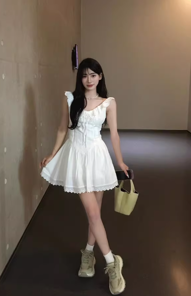 New summer white lace dress, petite and gentle short dress