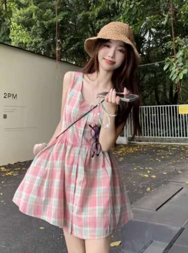 Pretty and Classy New Summer Short Dress