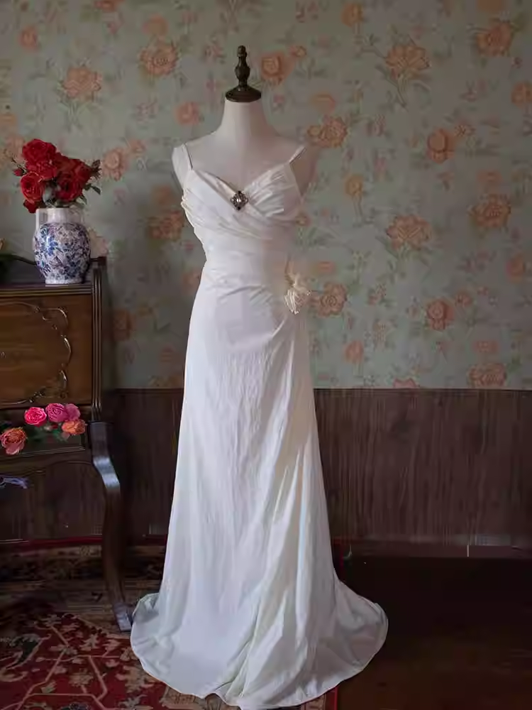 Vintage Mermaid Straps White Long Wedding Dresses C79