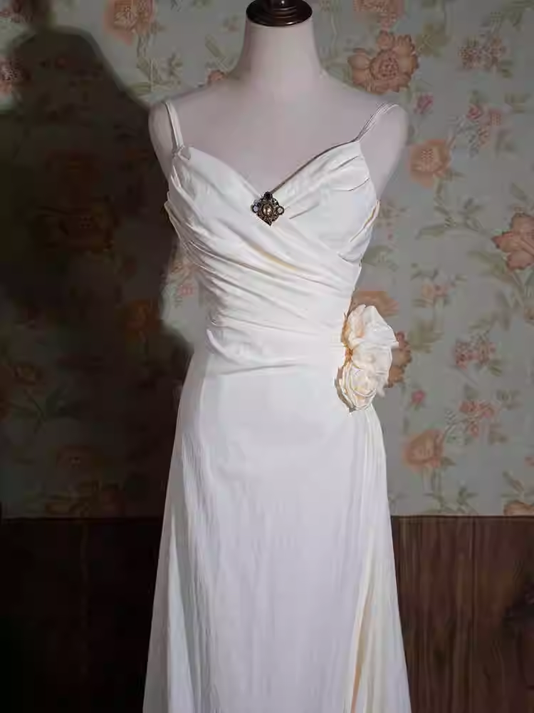 Vintage Mermaid Straps White Long Wedding Dresses C79